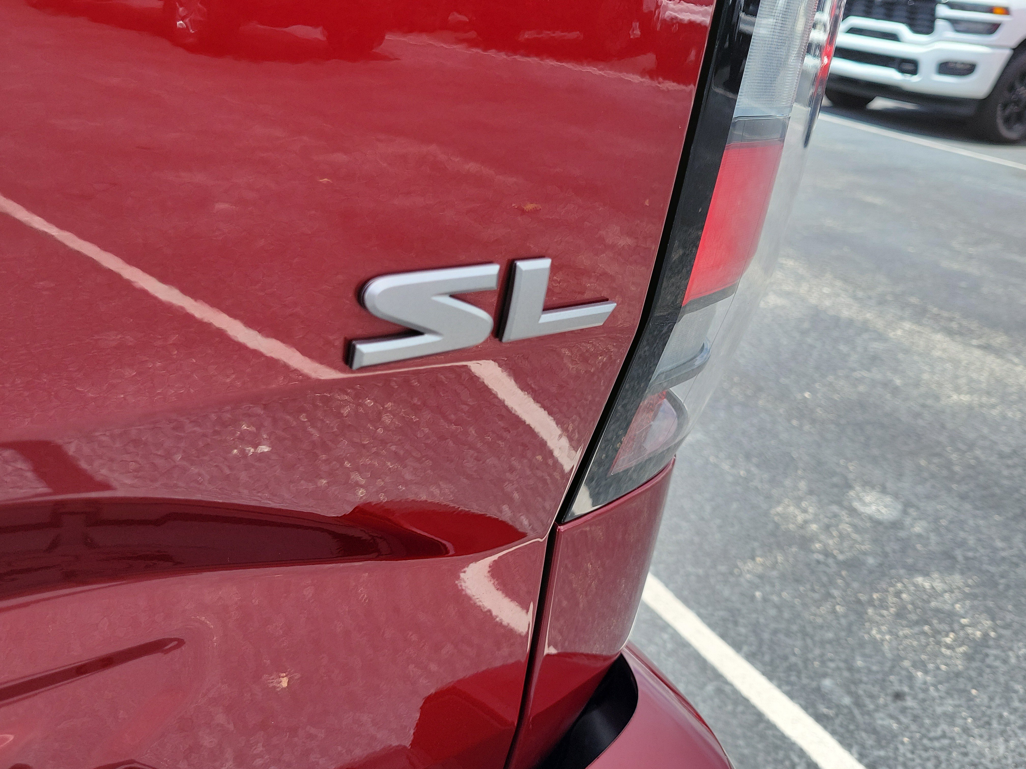 Used 2024 Nissan Frontier SL w/ Technology Package RWD image 10