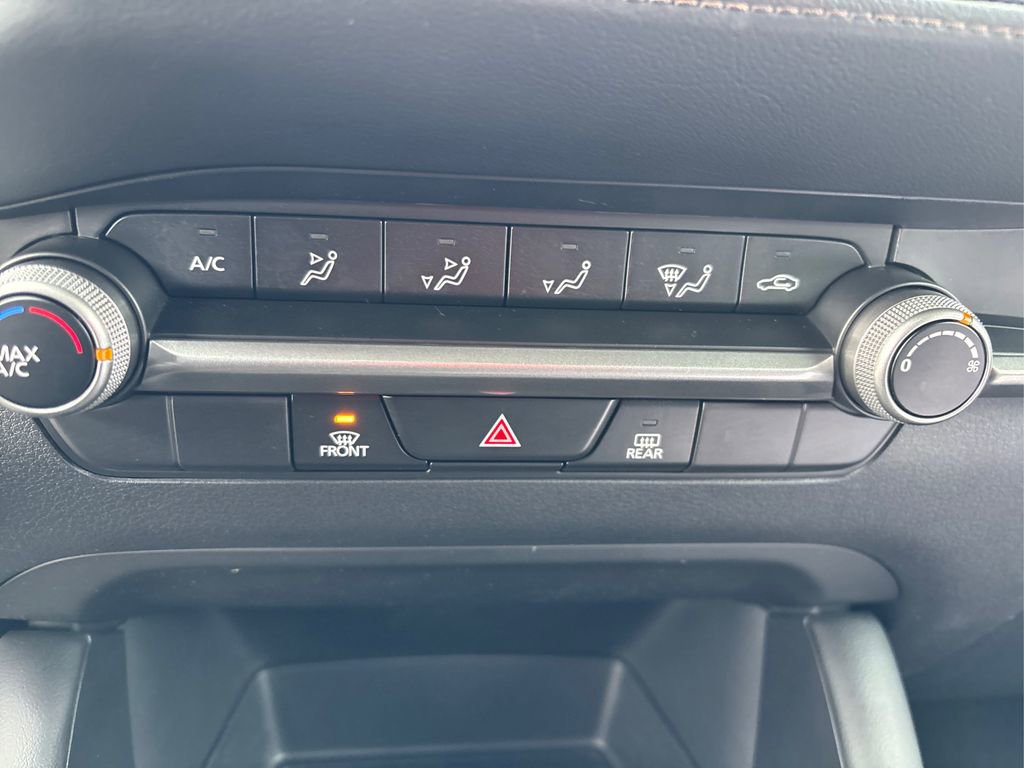 Used 2022 MAZDA MAZDA3 s image 29
