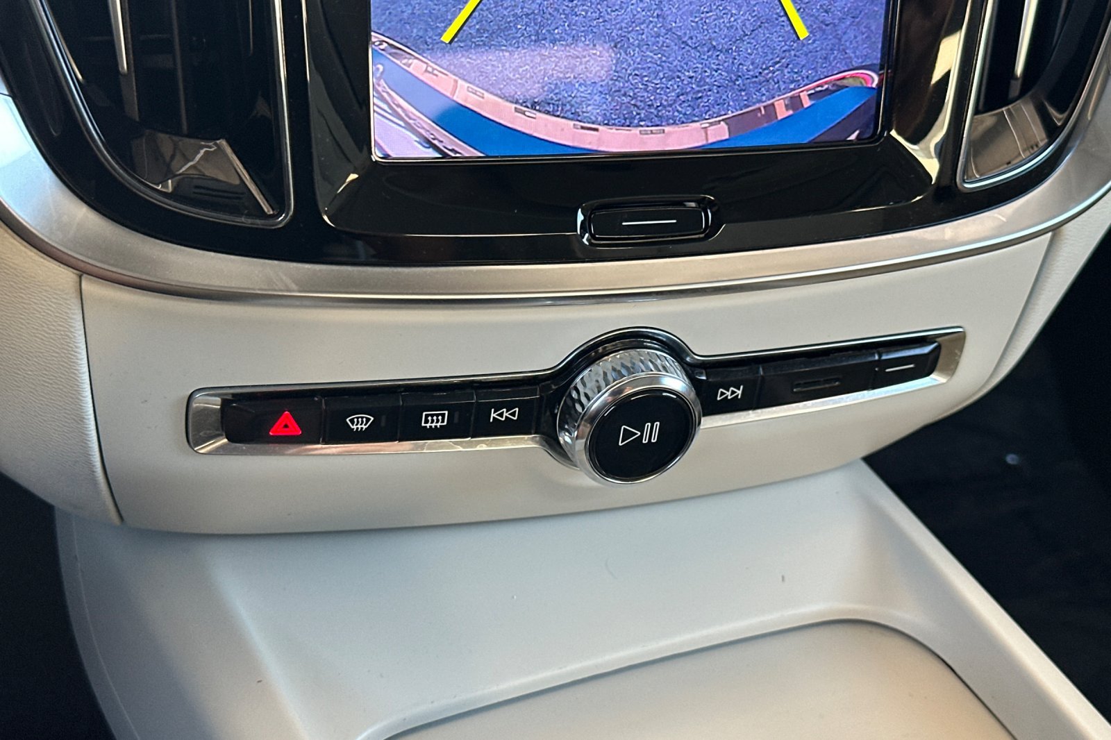 Certified 2023 Volvo S60 B5 Core w/ Climate Package FWD image 23