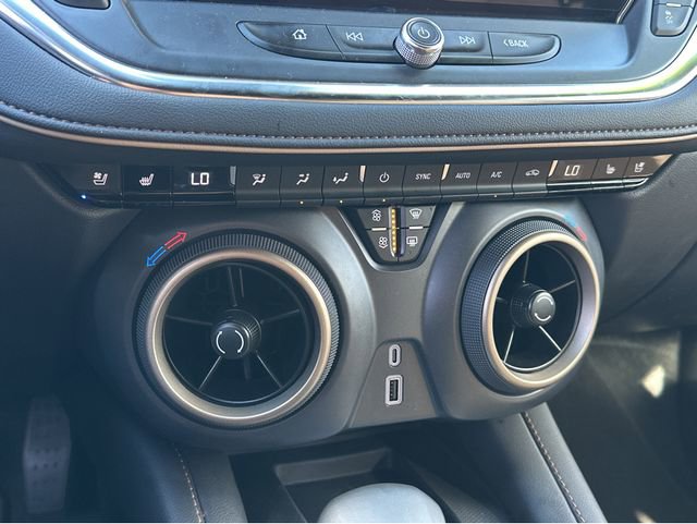 Certified 2024 Chevrolet Blazer Premier w/ Enhanced Convenience Package image 20