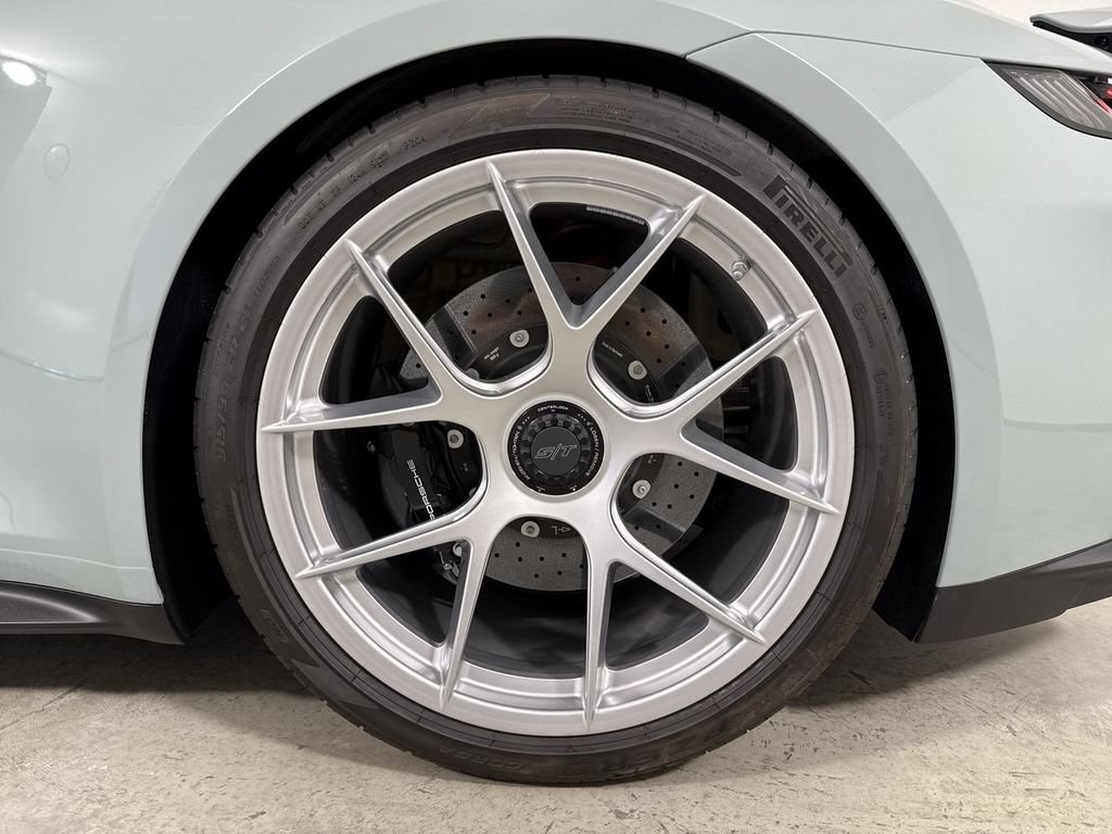 Certified 2024 Porsche 911 GT3 RS RWD image 14