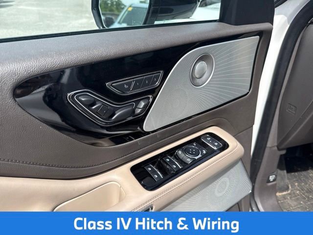Used 2020 Lincoln Aviator Reserve w/ Equipment Group 202A AWD/4WD image 26