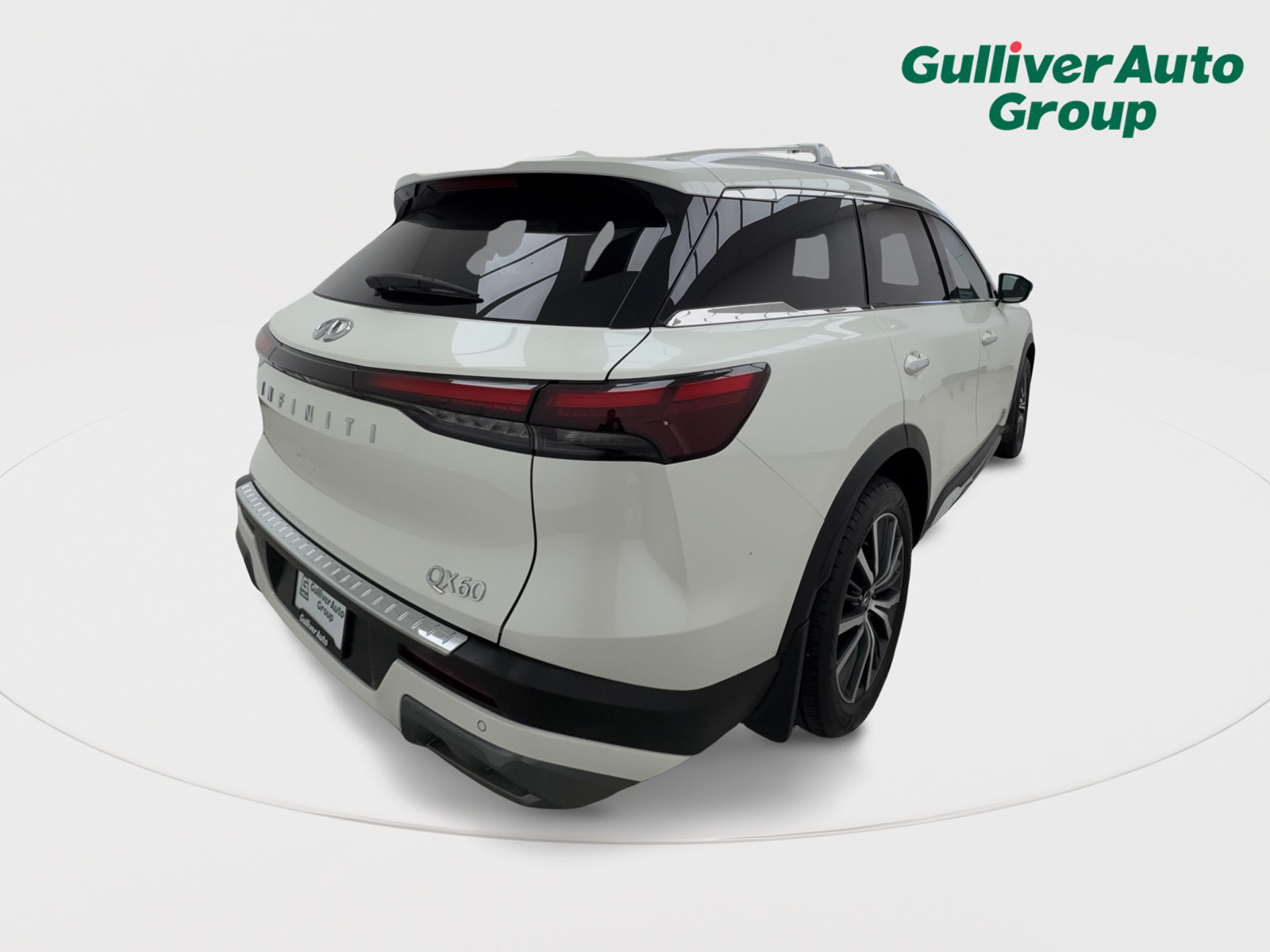 Used 2023 INFINITI QX60 Sensory w/ Vision Package FWD image 9