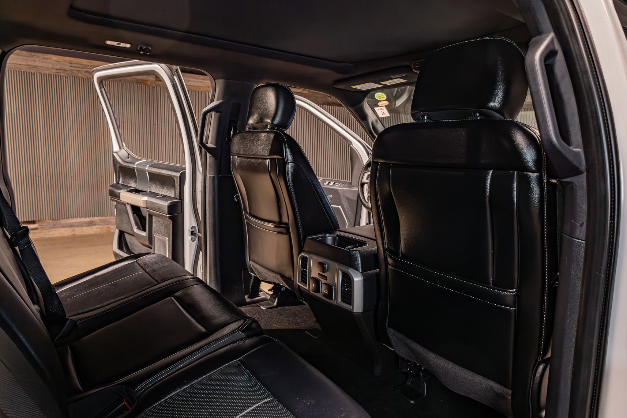 Used 2019 Ford F150 Lariat w/ Equipment Group 502A Luxury image 26