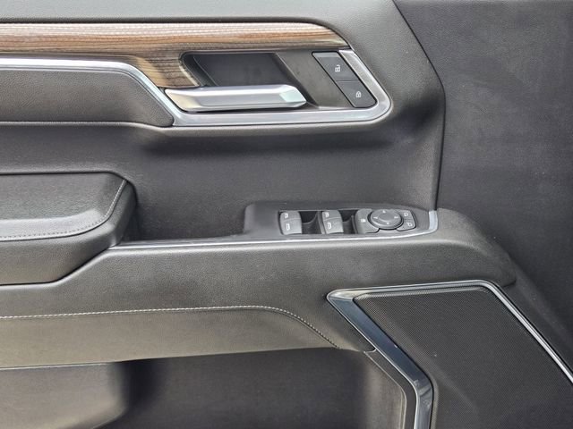 Used 2023 Chevrolet Silverado 1500 LT AWD/4WD image 23