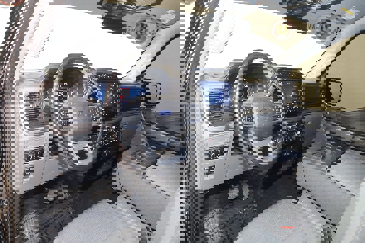 Used 2024 Ford F150 XLT w/ Tow/Haul Package image 25