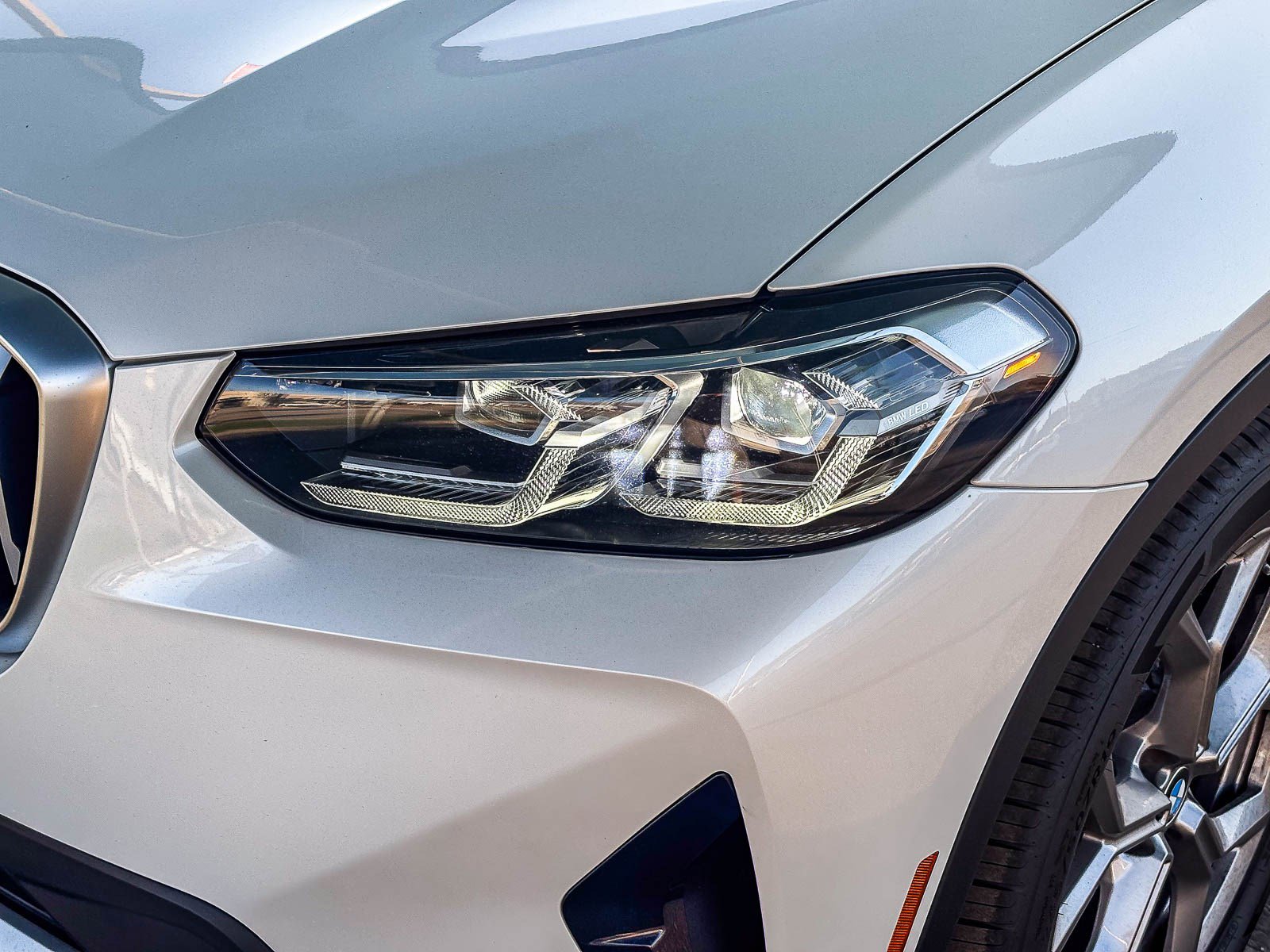 Used 2024 BMW X3 sDrive30i w/ Premium Package image 10