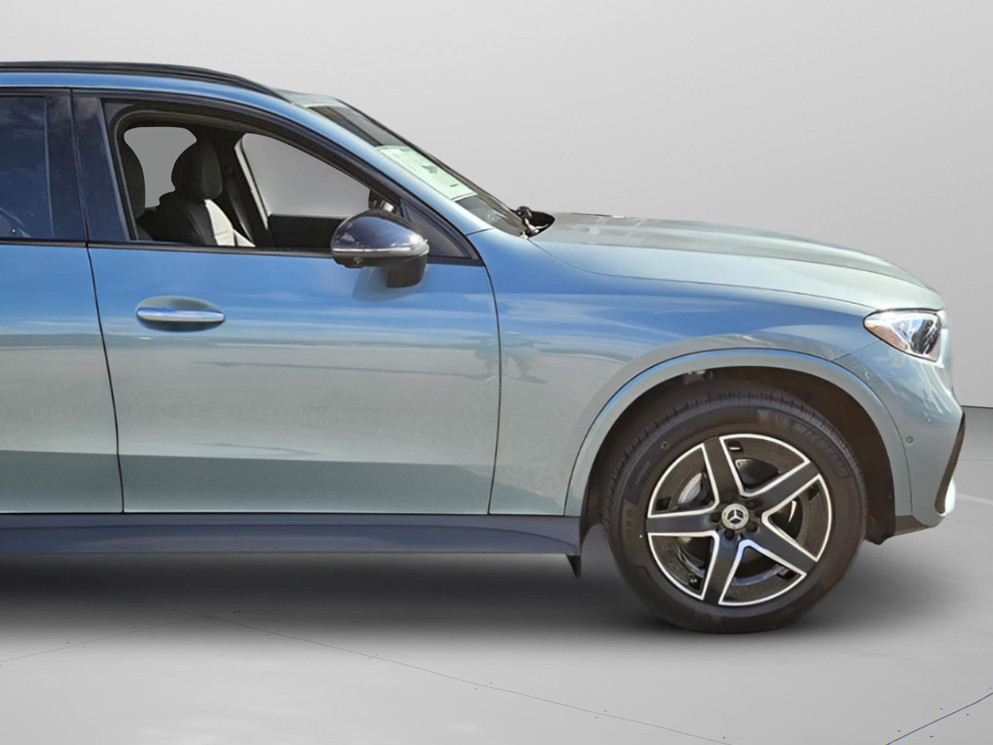 New 2026 Mercedes-Benz GLC 300 image 42
