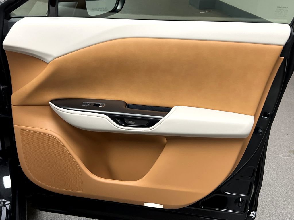 New 2026 Lexus RZ 450e AWD image 24