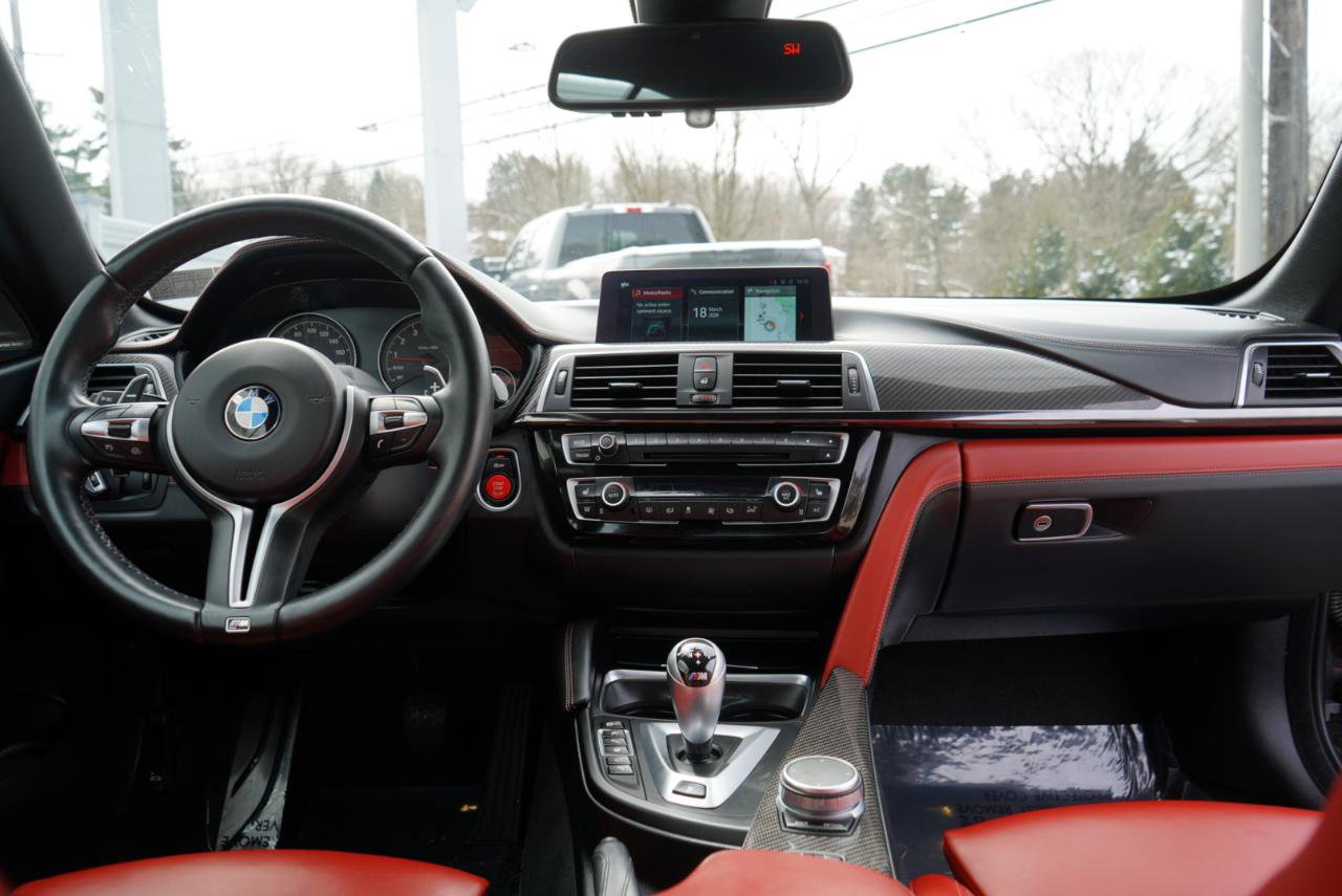 Used 2020 BMW M4 Convertible w/ Executive Package image 65