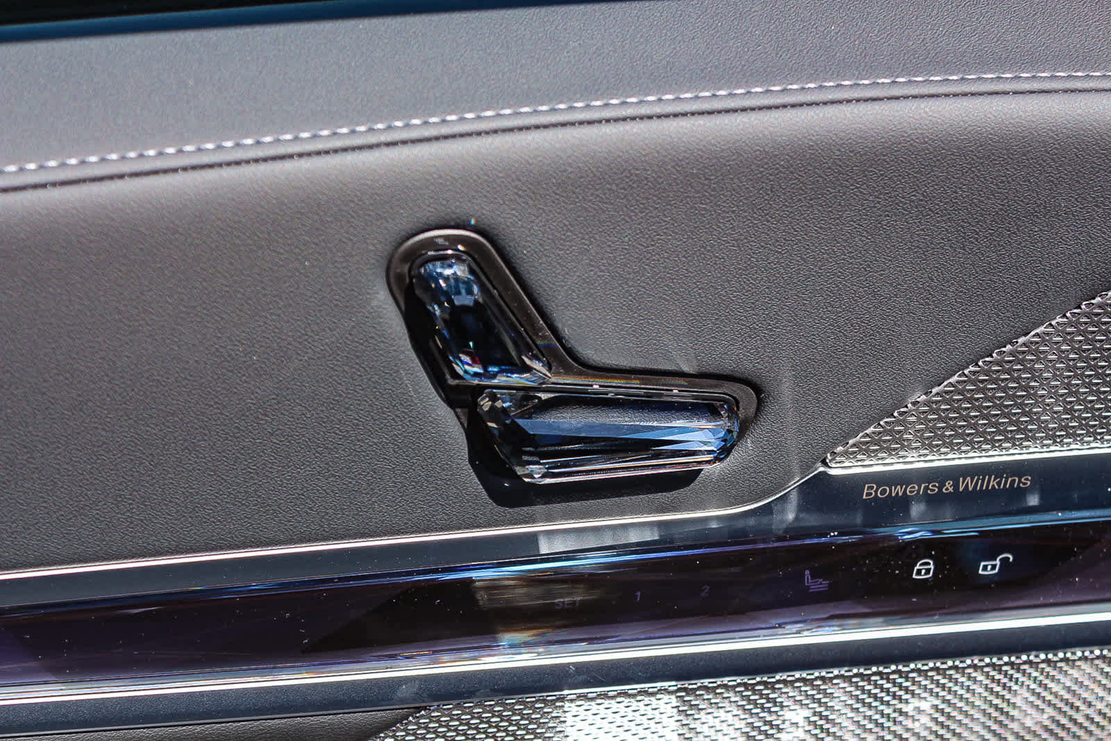 New 2026 BMW i7 M70 RWD image 30