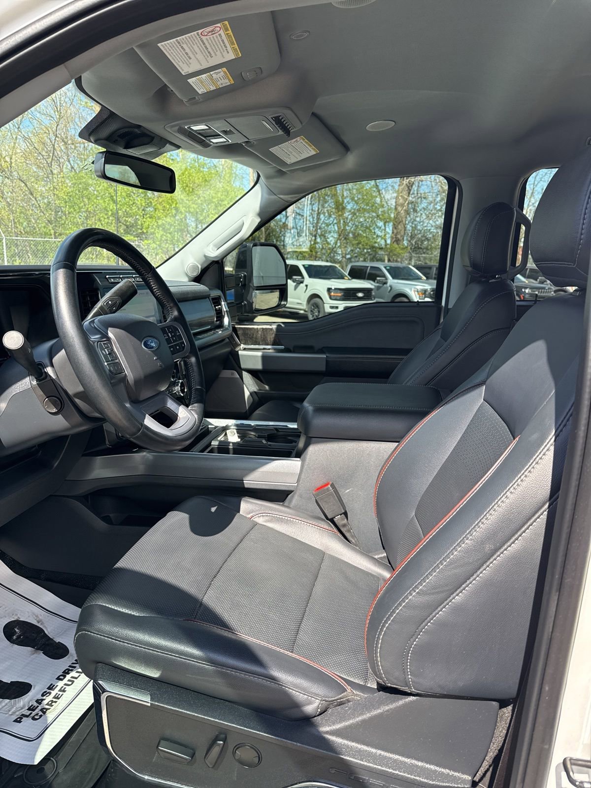 Used 2024 Ford F350 Lariat w/ Lariat Ultimate Package AWD/4WD image 20