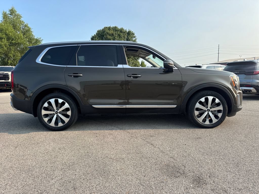 Used 2021 Kia Telluride EX w/ EX Premium Package FWD image 8