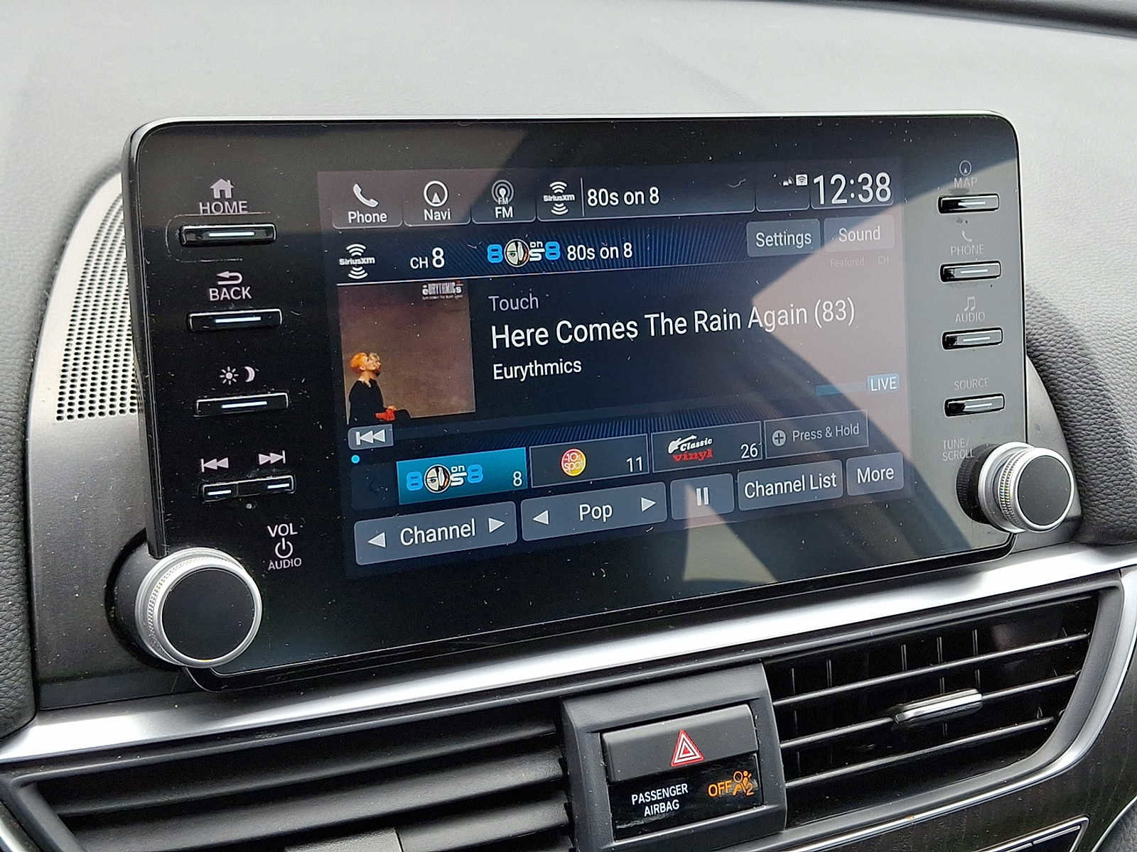 Used 2022 Honda Accord Touring image 18