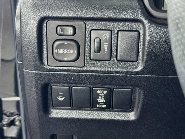 Used 2015 Toyota 4Runner Trail Premium AWD/4WD image 10