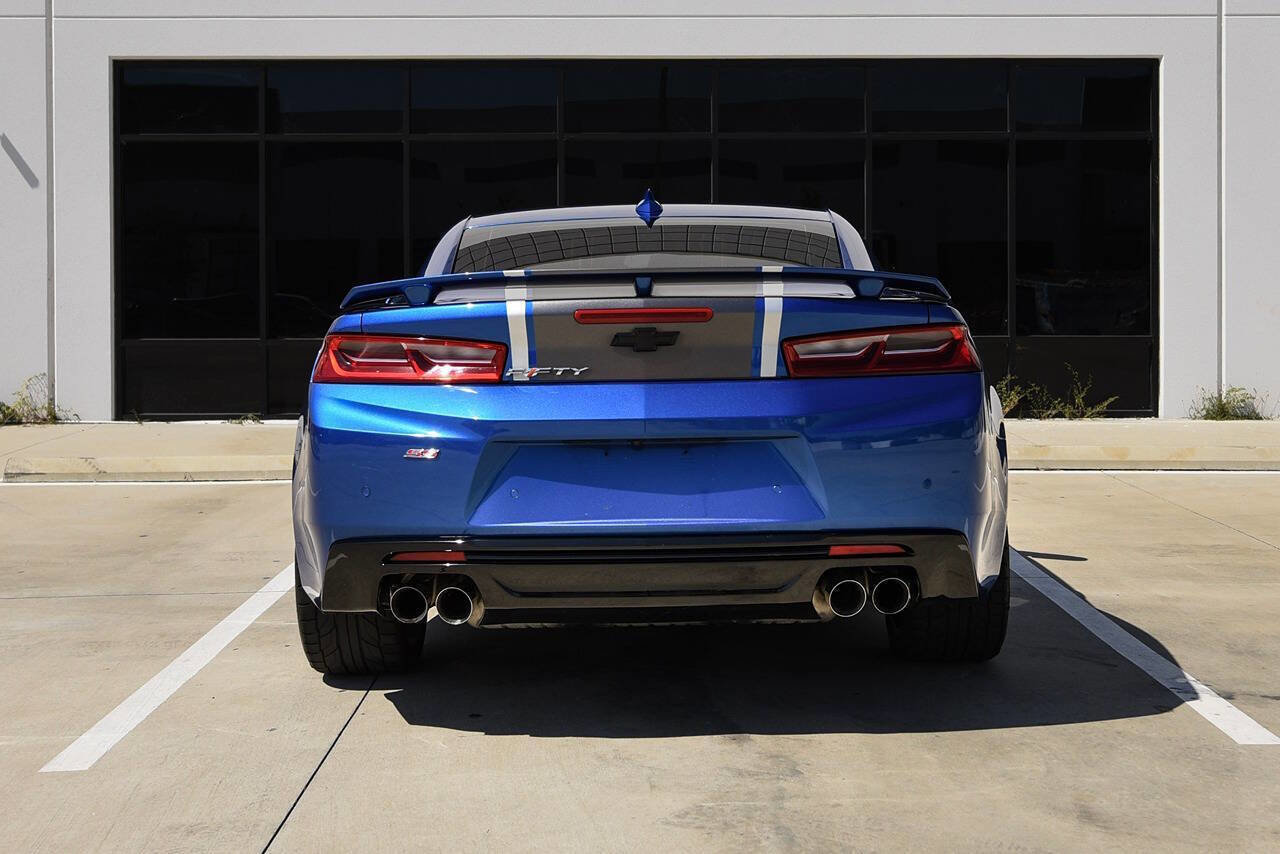 Used 2017 Chevrolet Camaro SS RWD image 9