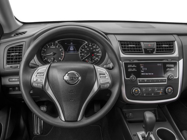 Used 2016 Nissan Altima 2.5 SV w/ Convenience Package FWD image 9