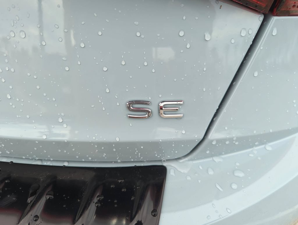 New 2026 Volkswagen Jetta SE FWD image 17