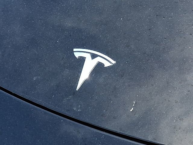 Used 2025 Tesla Model Y Performance AWD/4WD image 29