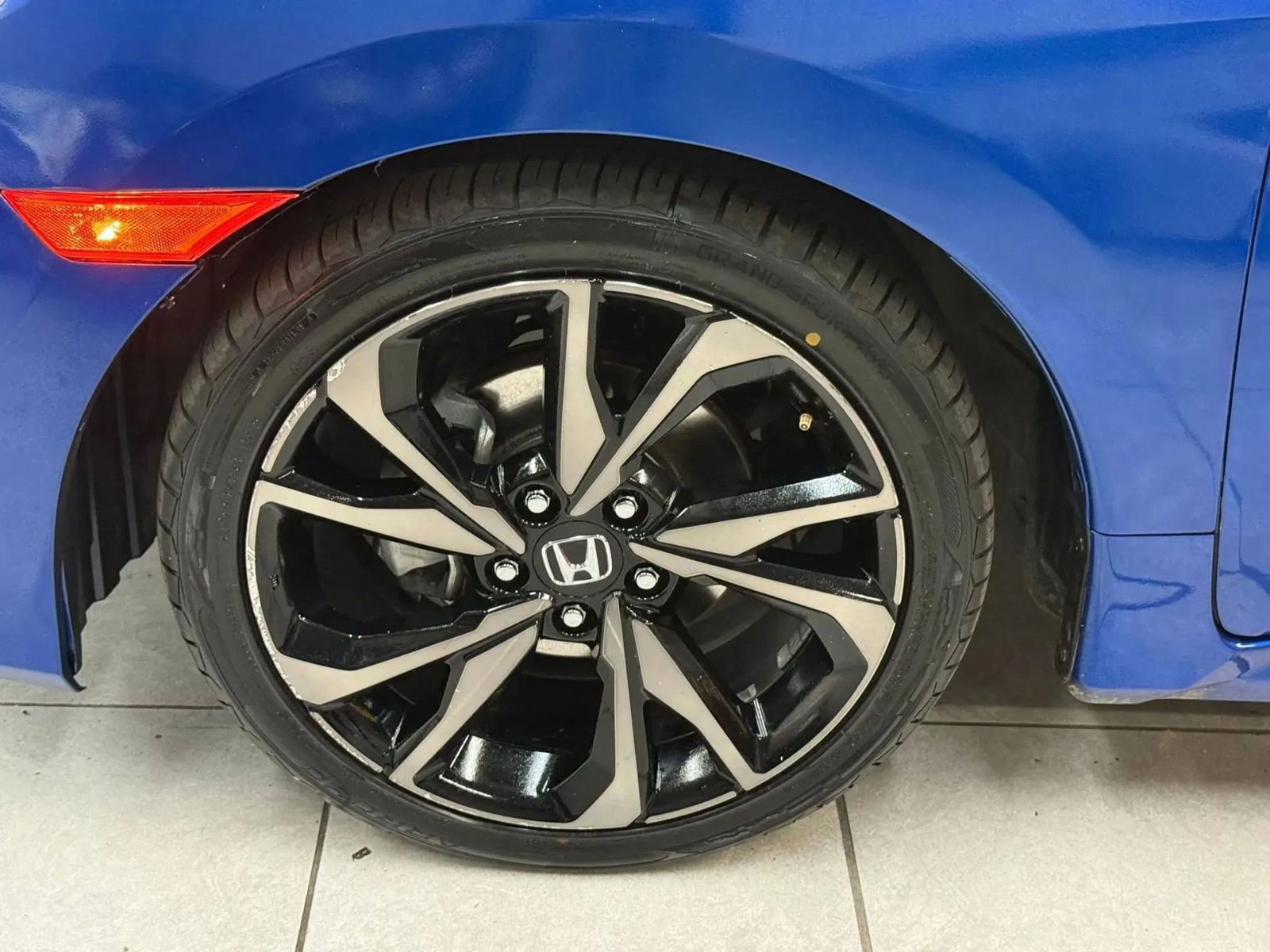 Used 2019 Honda Civic Sport image 36