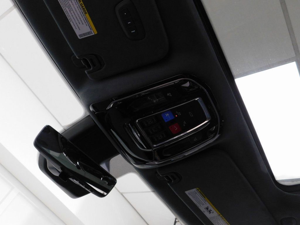 Used 2022 Jeep Grand Wagoneer Series II w/ Convenience Group III image 80