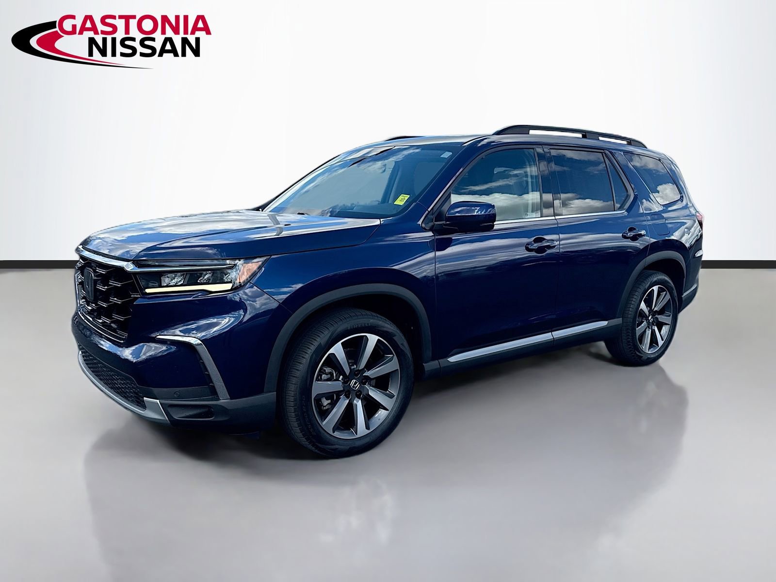 Used 2023 Honda Pilot Touring video 3