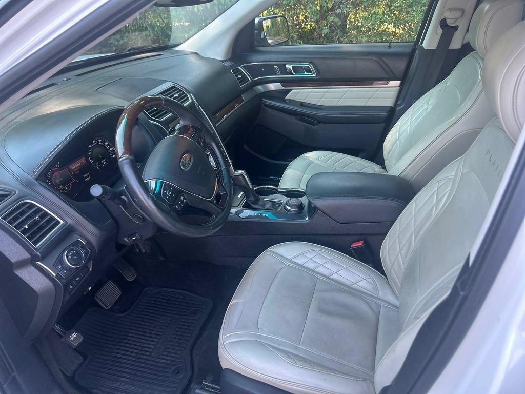 Used 2016 Ford Explorer Platinum AWD/4WD image 11