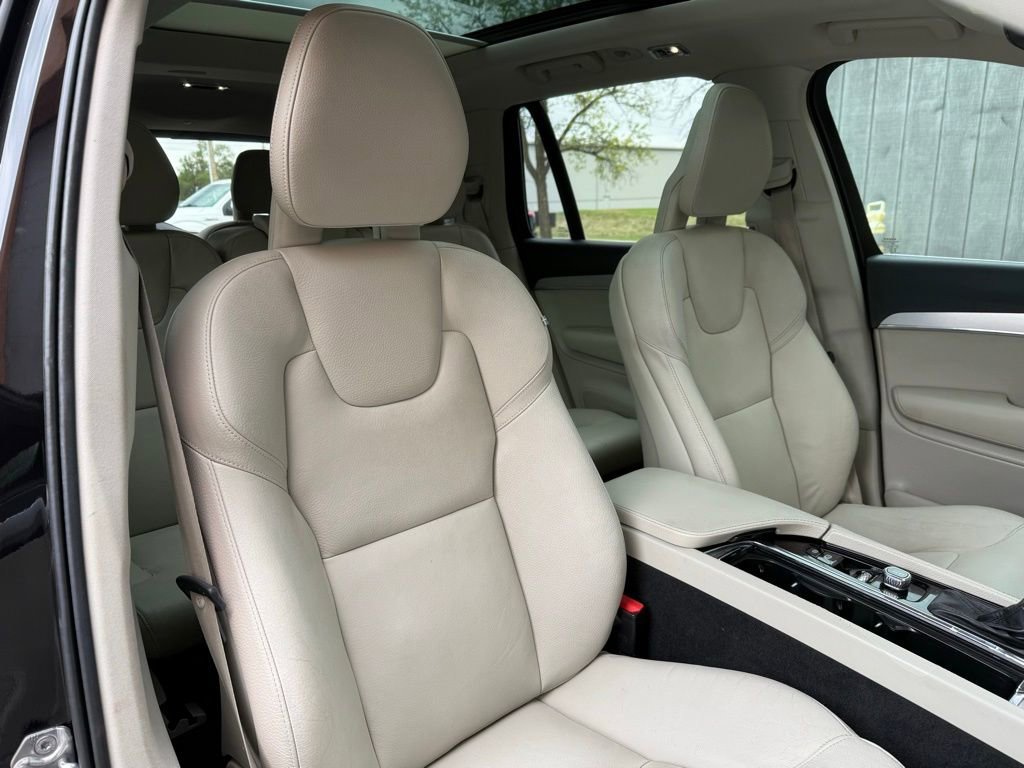 Used 2018 Volvo XC90 T5 Momentum w/ Convenience Package AWD/4WD image 22