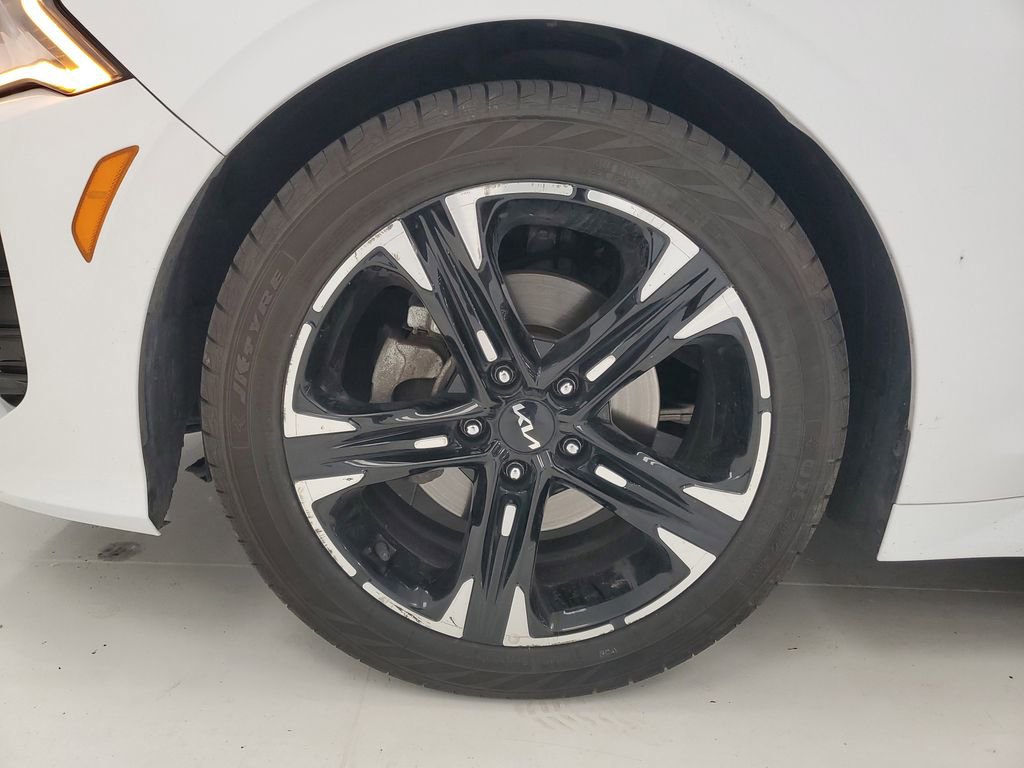 Used 2022 Kia K5 GT-Line AWD/4WD image 8