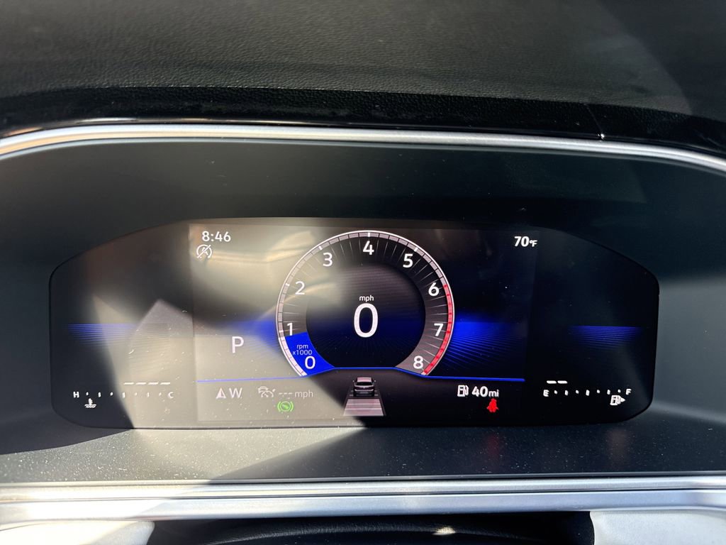 New 2025 Volkswagen Taos SE image 27