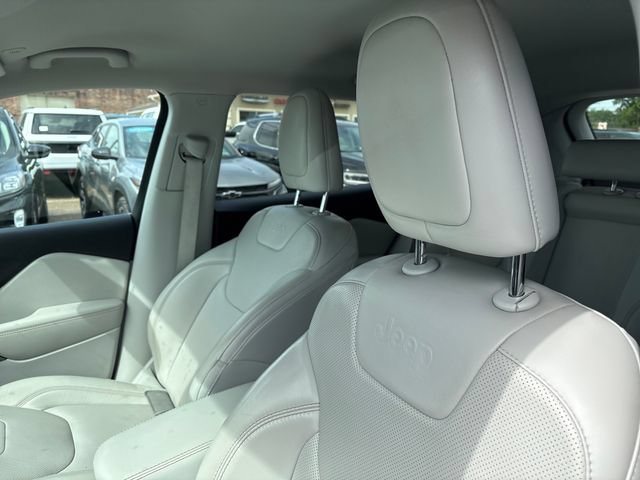Used 2020 Jeep Cherokee Limited AWD/4WD image 9