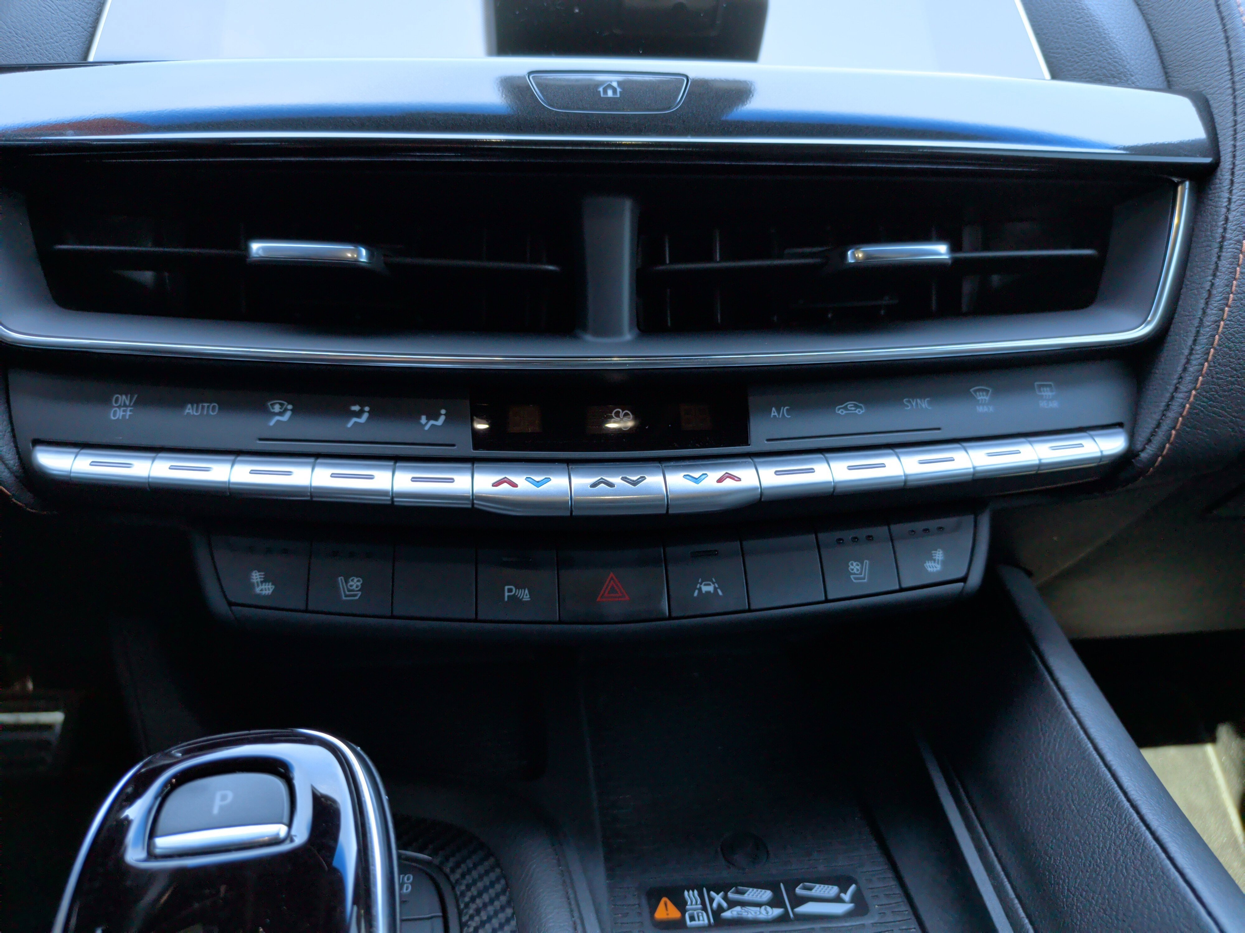 Used 2023 Cadillac CT5 V w/ Premium Package image 19