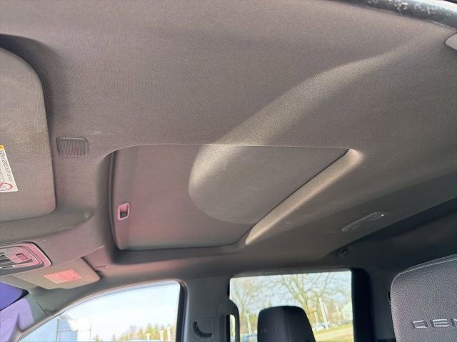 Used 2021 GMC Sierra 3500 Denali w/ Denali Ultimate Package image 7