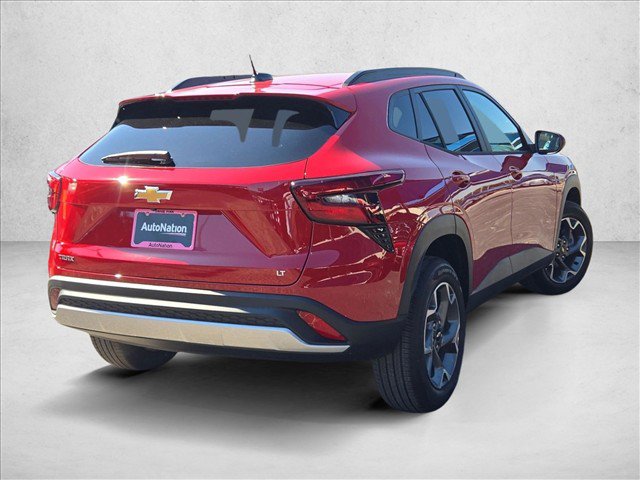 New 2026 Chevrolet Trax LT FWD image 2
