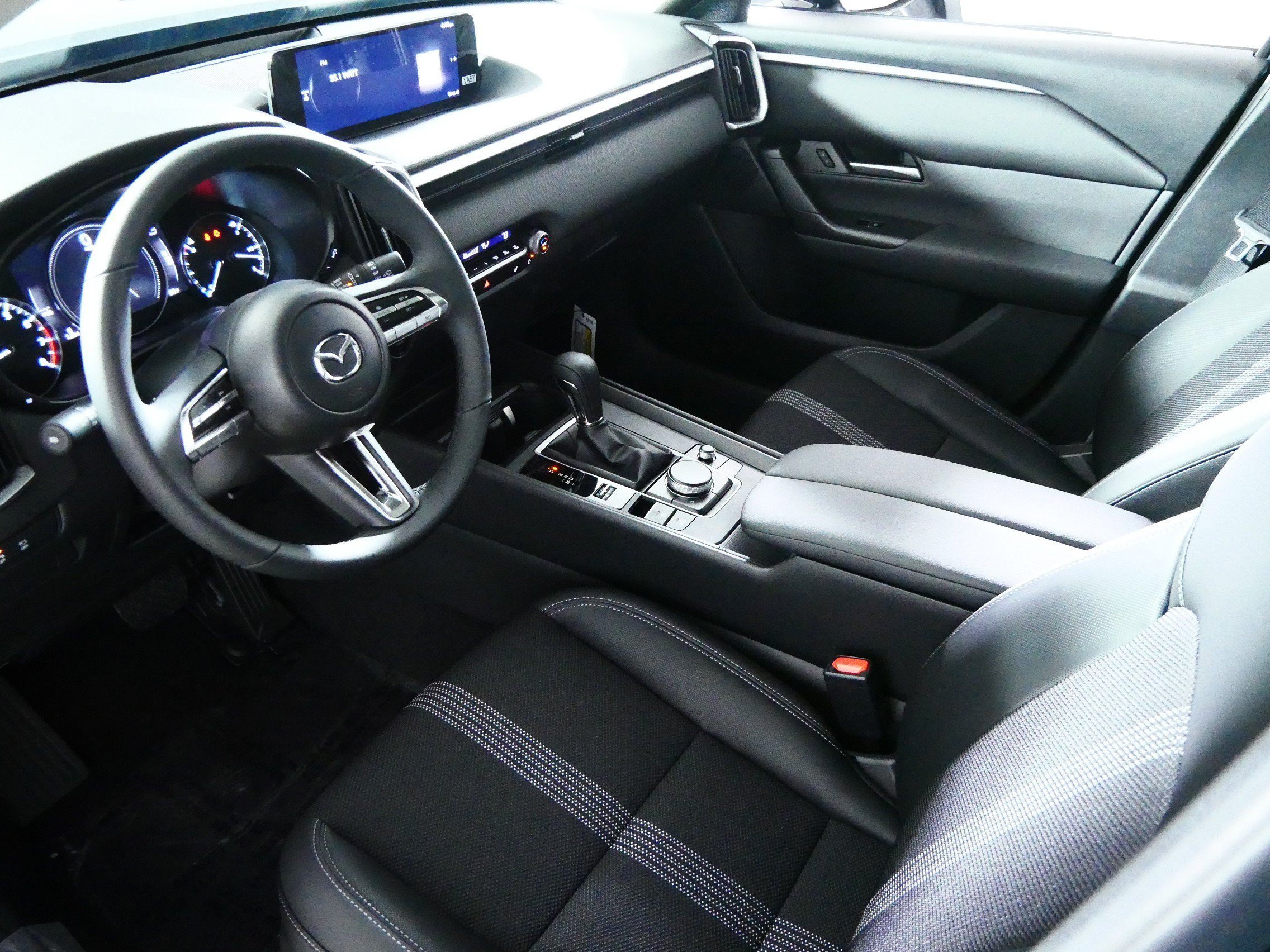New 2026 MAZDA CX-50 Meridian Edition w/ Weather Package AWD/4WD image 4