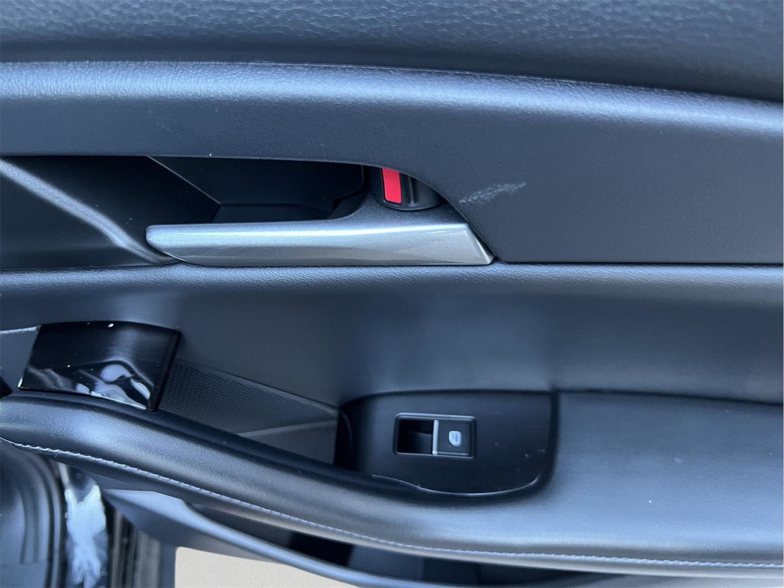 Used 2025 MAZDA CX-30 AWD 2.5 S w/ Select Sport Pkg image 14