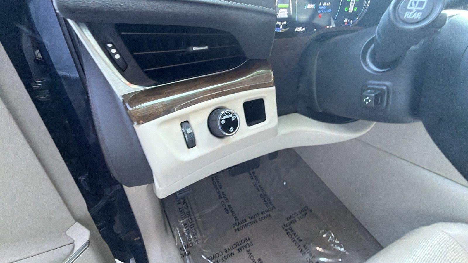 Used 2020 Cadillac Escalade Luxury RWD image 27