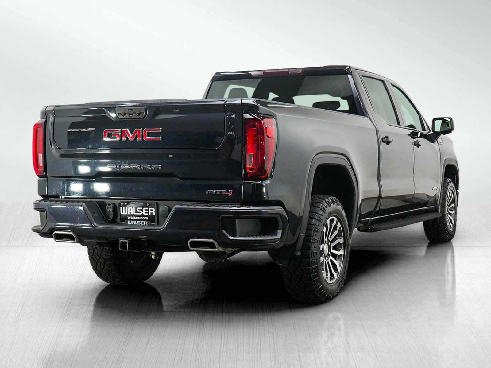 Used 2022 GMC Sierra 1500 AT4 AWD/4WD image 5