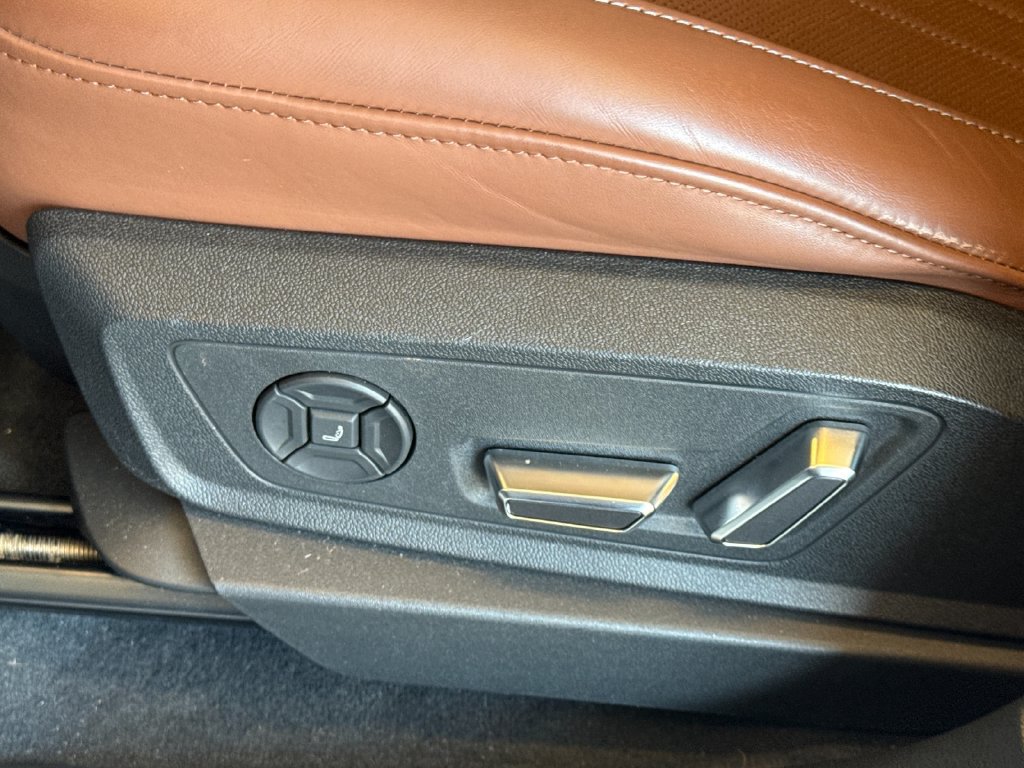 Used 2024 Audi Q8 e-tron Prestige w/ Prestige Package AWD/4WD image 14