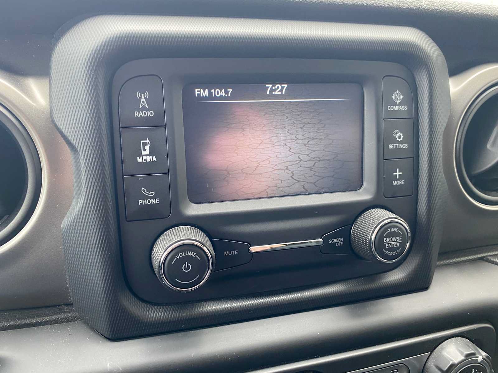 Used 2019 Jeep Wrangler Unlimited Sport S AWD/4WD image 16