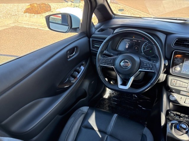 Used 2018 Nissan Leaf SL image 25