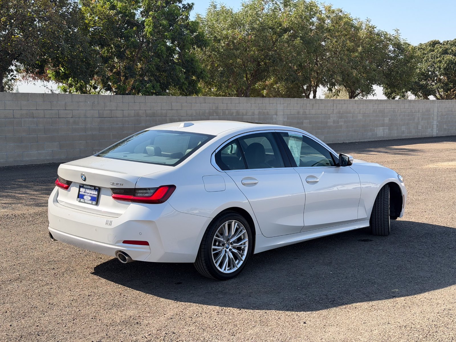Used 2024 BMW 330i Sedan RWD image 3