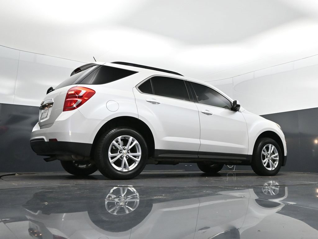Used 2017 Chevrolet Equinox LT w/ Convenience Package image 43