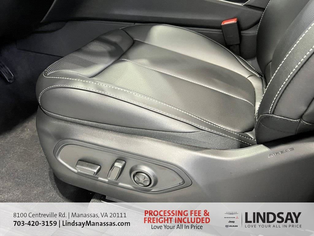 New 2025 Jeep Grand Cherokee Limited w/ Luxury Tech Group II image 22