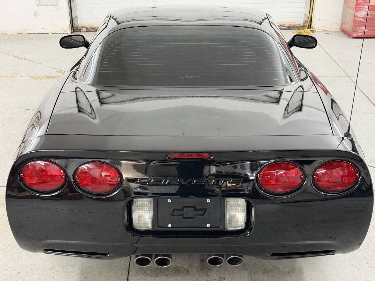 Used 2001 Chevrolet Corvette Z06 RWD image 10