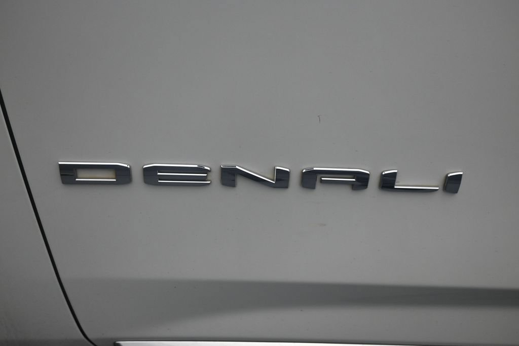 Used 2024 GMC Yukon Denali w/ Denali Reserve Package AWD/4WD image 26