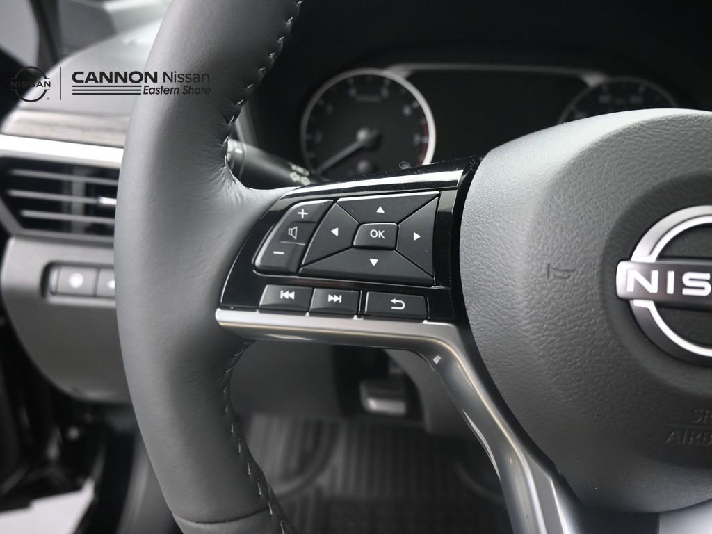 New 2025 Nissan Altima 2.5 SL image 11