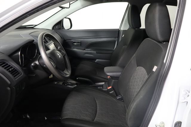 Used 2023 Mitsubishi Outlander Sport ES AWD/4WD image 14