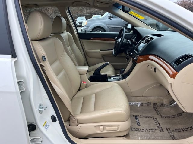 Used 2007 Acura TSX w/ Navigation FWD image 9
