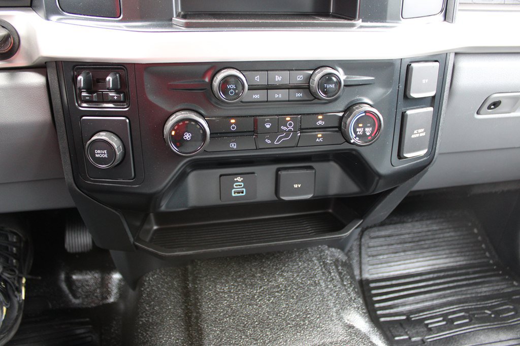 Used 2024 Ford F350 XL w/ XL Chrome Package RWD image 27